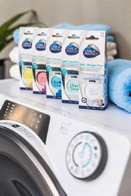 Koncentrovaný parfém do pračky Care+Protect BLUE WASH 400 ml modrý

 obrázek produktu 2 z 2