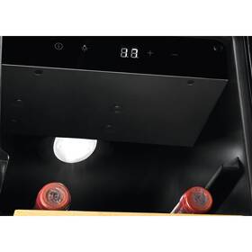 Vinotéka Electrolux EWUS020B5B černá

 obrázek produktu 4 z 8