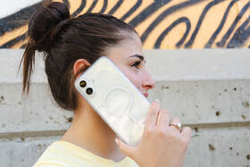 Kryt na mobil ZAGG Crystal Palace Snap na Apple iPhone 16 Plus průhledný

 obrázek produktu 2 z 2