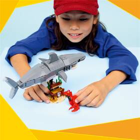 Stavebnice LEGO® Creator 3 v 1 31381 Divoký žralok a truhla s pokladem 

 obrázek produktu 8 z 8