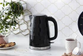 Rychlovarná konvice RUSSELL HOBBS 26051-70 Honeycomb Black 

 obrázek produktu 9 z 13