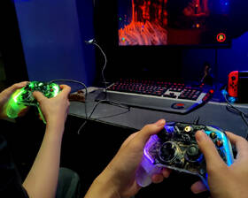 Gamepad GameSir T4 Kaleid RGB černý/průhledný

 obrázek produktu 8 z 12