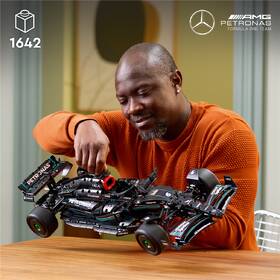 Stavebnice LEGO® Technic 42171 Mercedes-AMG F1 W14 E Performance 

 obrázek produktu 8 z 8
