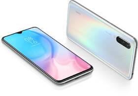 Mobilní telefon Xiaomi Mi 9 Lite 64 GB Dual SIM bílá barva

