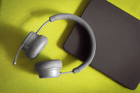 Headset Koss CS340BT QZ černá barva
