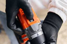 Vrtací šroubovák Black-Decker BCD383D1XK-QW (s baterií) 

 obrázek produktu 3 z 4