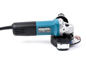 Úhlová bruska Makita 9558HNRGK 

 obrázek produktu 3 z 5
