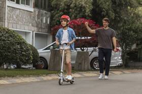 Elektrická koloběžka Ninebot by Segway Zing C10 

 obrázek produktu 23 z 25