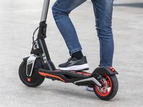 Elektrická koloběžka Aprilia eSR1 

 obrázek produktu 29 z 35