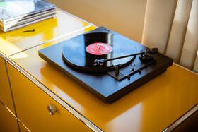 Gramofon Pro-Ject A1.2 OM10 černý

 obrázek produktu 9 z 10