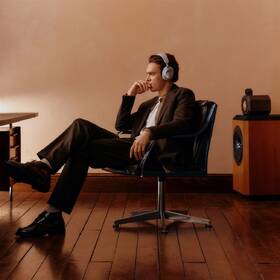 Sluchátka Bowers & Wilkins B&W PX8 S2 modrá

 obrázek produktu 9 z 10