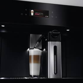 Vestavné espresso AEG KKB894500B černá barva

