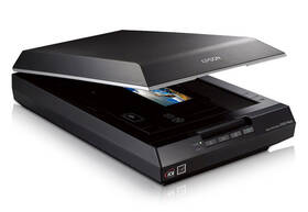 Skener Epson V550 Photo černý

 obrázek produktu 1 z 5