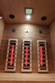 Infrasauna Belatrix Cedr Superior 3 RegenaRay 

 obrázek produktu 3 z 13