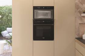 Mikrovlnná trouba Whirlpool AMW 6440 FB černá barva
