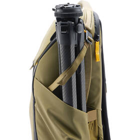 Batoh Peak Design Everyday Backpack 20L (v2) khaki

 obrázek produktu 3 z 9
