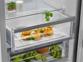Chladnička s mrazničkou Electrolux LNC7ME32X2 nerez

 obrázek produktu 4 z 9