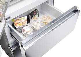 Chladnička s mrazničkou Haier HFR5719ENMG stříbrná

 obrázek produktu 9 z 22