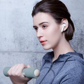 Sluchátka Xiaomi Mi True Wireless Earphones bílá

 obrázek produktu 2 z 2