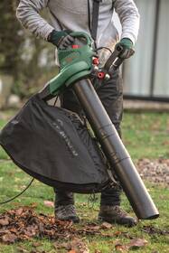 Vysavač listí Bosch UniversalGardenTidy 2300 
