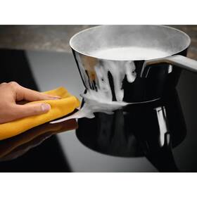 Indukční varná deska Electrolux LIV63431BK černá

 obrázek produktu 10 z 11