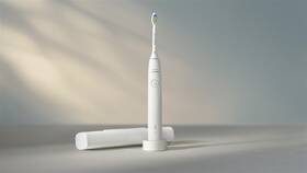 Zubní kartáček Philips HX7108/02 bílý

 obrázek produktu 11 z 15