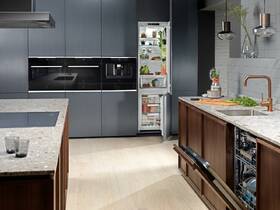 Indukční varná deska Electrolux EIS8648 černá

 obrázek produktu 24 z 26