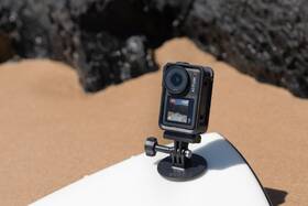 Outdoorová kamera DJI Osmo Action 4 Standard Combo šedá barva
