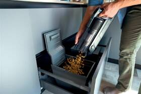 Tyčový vysavač Hoover HF310H 011 černý/světle šedý

 obrázek produktu 31 z 34