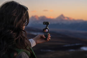 Outdoorová kamera Insta360 Luna Ultra Creator Bundle černá

 obrázek produktu 13 z 15