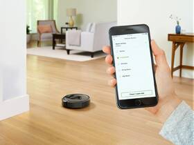 Robotický vysavač iRobot Roomba i7+ 

 obrázek produktu 16 z 43
