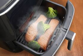 Fritéza horkovzdušná Tefal EY505815 Easy Fry&Grill 2v1 černá

 obrázek produktu 18 z 21
