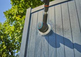 Čistič Gardena AquaBrush Universal 04/18V P4A (s baterií) 

 obrázek produktu 8 z 11
