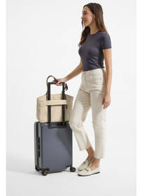 Taška tomtoc Versatile - T23 Laptop Tote Bag M khaki

 obrázek produktu 18 z 19