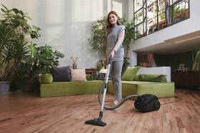 Podlahový vysavač Hoover HE105HM 011 HE1 černá barva
