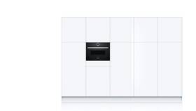 Kompaktní trouba Bosch CMG633BB1 černá barva
