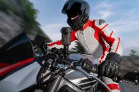 Outdoorová kamera Insta360 X6 Motorcycle Bundle černá

 obrázek produktu 10 z 10