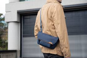 Pouzdro Peak Design Field Pouch (v2) modrá barva
