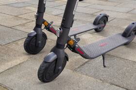 Elektrická koloběžka Ninebot by Segway E45E 

 obrázek produktu 11 z 20