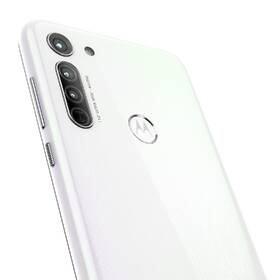 Mobilní telefon Motorola Moto G8 bílý

 obrázek produktu 13 z 13