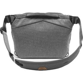 Brašna Peak Design Everyday Sling 6L (v2) šedá

 obrázek produktu 2 z 11