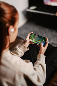 Sluchátka SteelSeries Arctis GameBuds bílé

 obrázek produktu 5 z 14