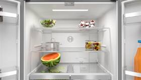 Americká lednice Bosch KMC85LBEA černá/sklo

 obrázek produktu 3 z 17