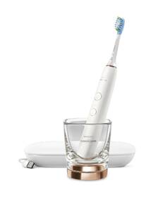 Zubní kartáček Philips HX9911/94 

 obrázek produktu 1 z 4