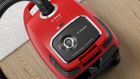 Podlahový vysavač Bosch BGL6PET3 červený

 obrázek produktu 14 z 15