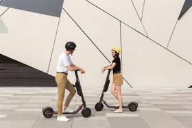 Elektrická koloběžka Ninebot by Segway E45E 

 obrázek produktu 16 z 20