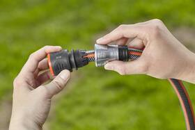 Stopspojka Gardena Premium 13 mm (1/2") – 15 mm (5/8") 

 obrázek produktu 4 z 4