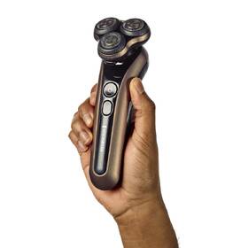 Holicí strojek Remington XR1795 

 obrázek produktu 10 z 13