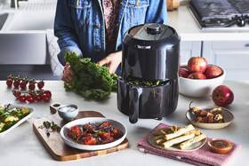 Fritéza horkovzdušná Tefal EY101815 Easy Fry Compact černá

 obrázek produktu 6 z 13