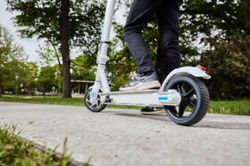 Elektrická koloběžka GoGEN VOYAGER LITE S201B, černá 

 obrázek produktu 22 z 24